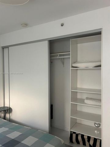 801 15th St 202, Miami Beach, FL 33139