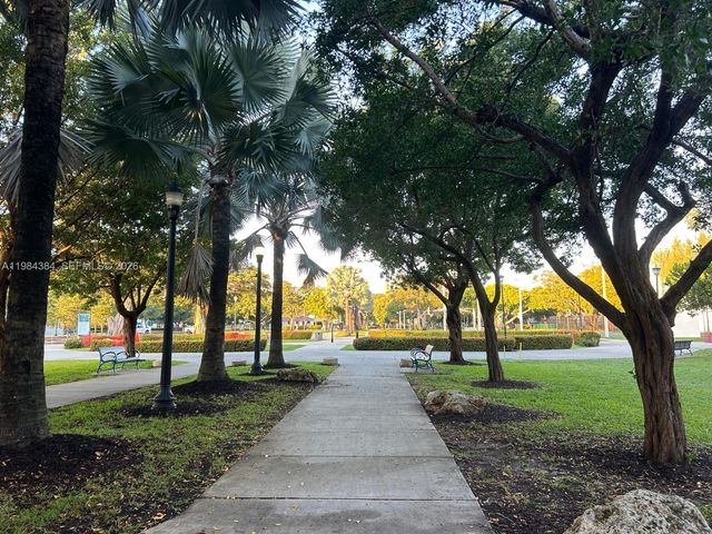 801 15th St 202, Miami Beach, FL 33139