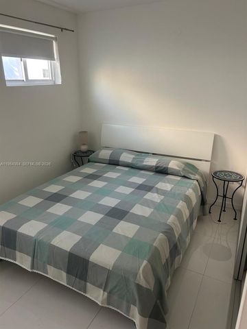 801 15th St 202, Miami Beach, FL 33139