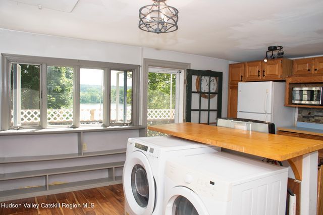 1080 Route 144, New Baltimore, NY 12124