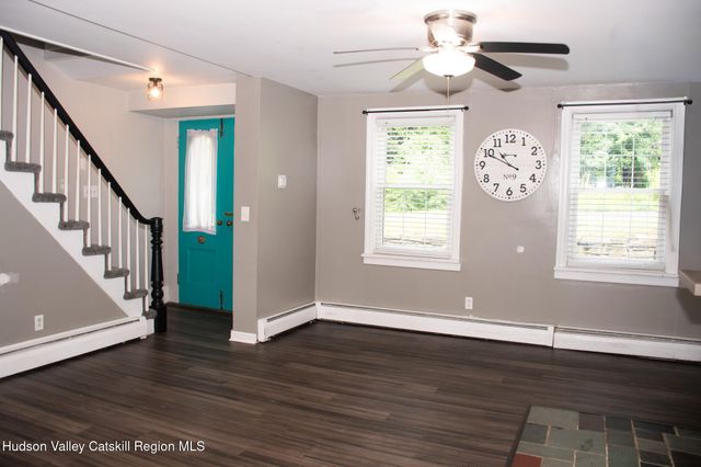 1080 Route 144, New Baltimore, NY 12124