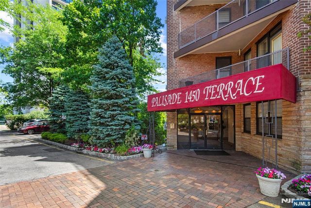 1450 Palisade Avenue 6F, Fort Lee, NJ 07024