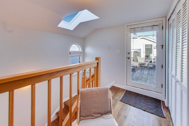 3442 N DAMEN Avenue 3, Chicago, IL 60618