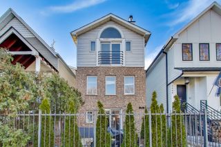 3442 N DAMEN Avenue 3, Chicago, IL 60618