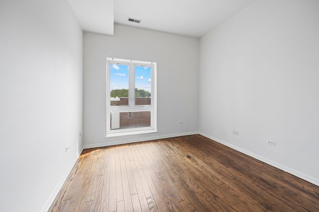 1415 Sherman Avenue 405, Evanston, IL 60201