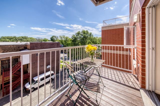 1415 Sherman Avenue 405, Evanston, IL 60201