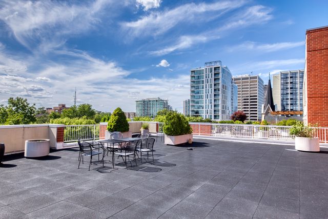 1415 Sherman Avenue 405, Evanston, IL 60201