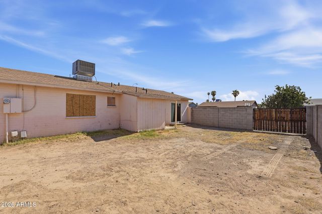 7301 W HEATHERBRAE Drive, Phoenix, AZ 85033