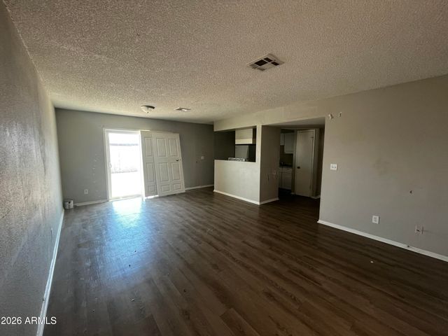 7301 W HEATHERBRAE Drive, Phoenix, AZ 85033