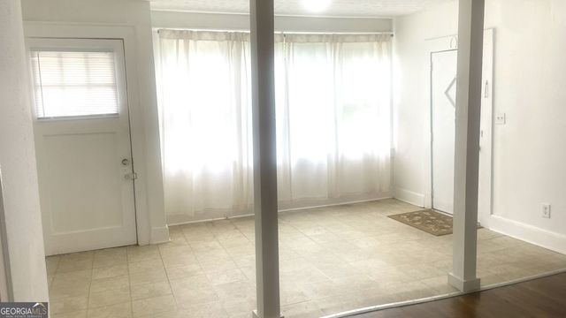 770 N Evelyn Place NW, Atlanta, GA 30318