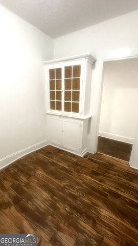 770 N Evelyn Place NW, Atlanta, GA 30318