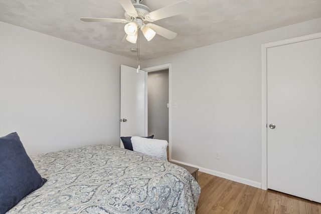 46 Lakevilla Ave, Springfield, MA 01109
