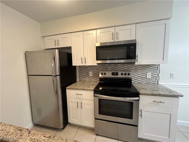 5305 Summerlin RD 507, Fort Myers, FL 33919