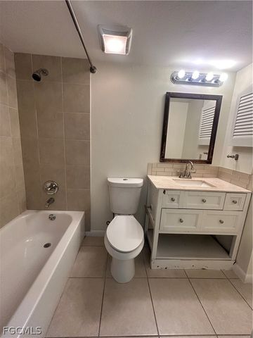 5305 Summerlin RD 507, Fort Myers, FL 33919