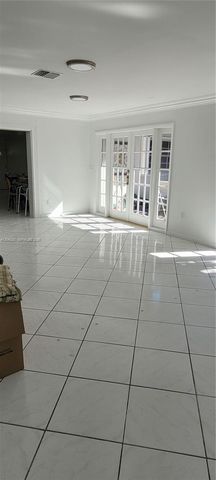 5200 SW 89th Pl, Miami, FL 33165