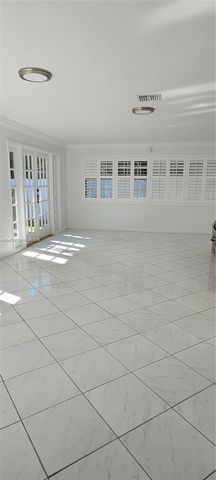 5200 SW 89th Pl, Miami, FL 33165