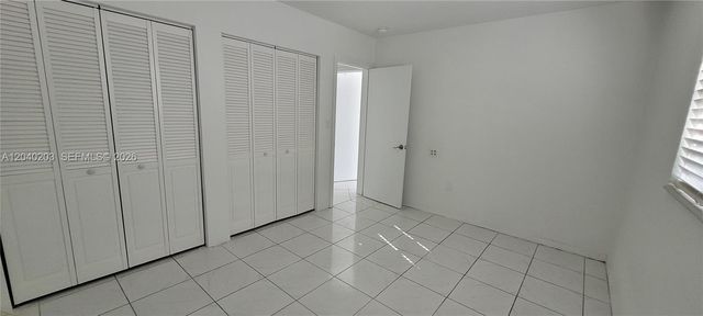 5200 SW 89th Pl, Miami, FL 33165