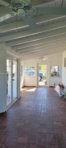 5200 SW 89th Pl, Miami, FL 33165
