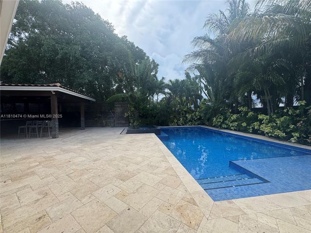 2230 NW 17th Ave, Homestead, FL 33030