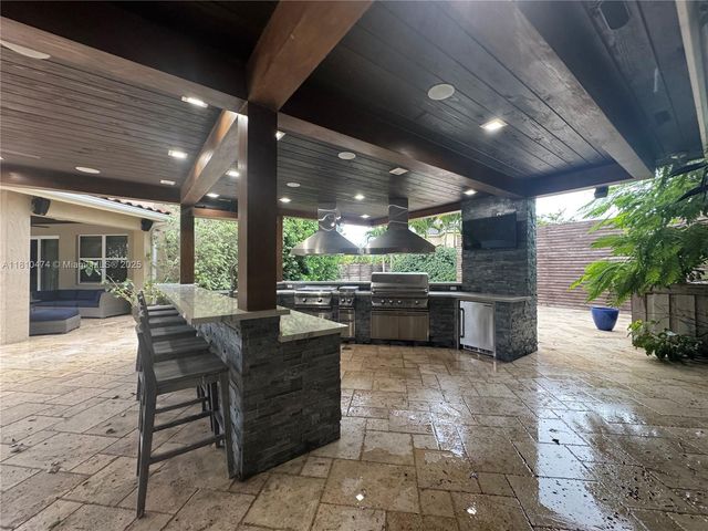 2230 NW 17th Ave, Homestead, FL 33030