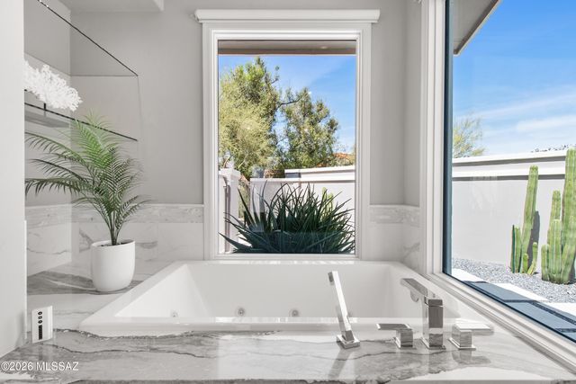 4050 N Circulo Manzanillo, Tucson, AZ 85750