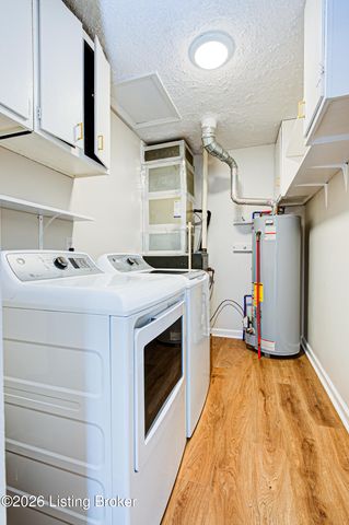 11723 Highway 44, Mt Washington, KY 40047