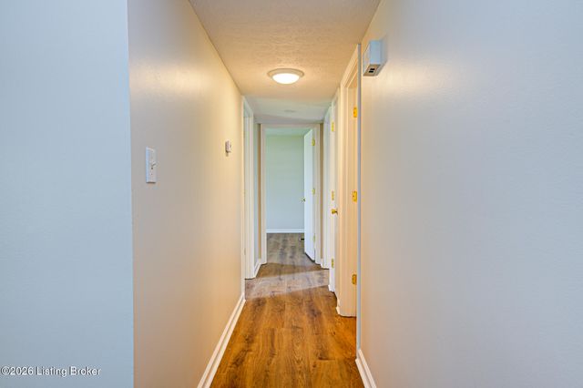 11723 Highway 44, Mt Washington, KY 40047