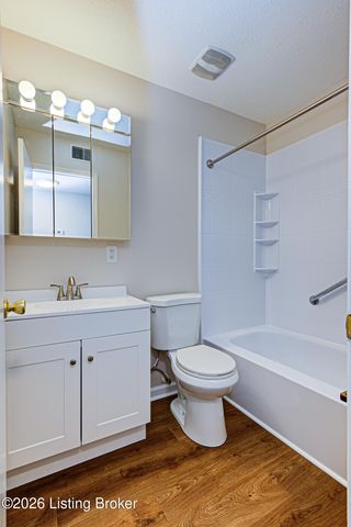 11723 Highway 44, Mt Washington, KY 40047