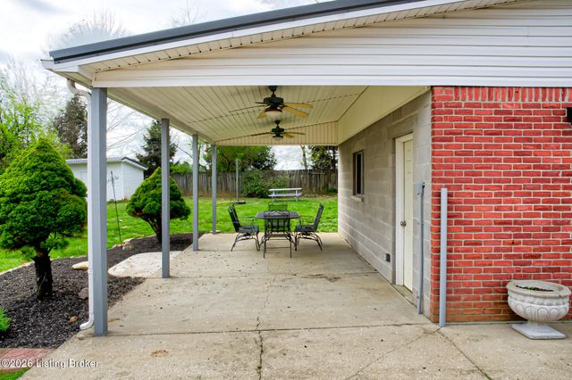 11723 Highway 44, Mt Washington, KY 40047