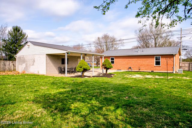 11723 Highway 44, Mt Washington, KY 40047