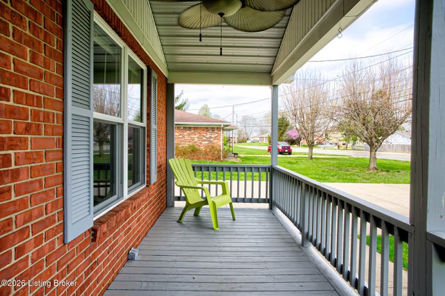 11723 Highway 44, Mt Washington, KY 40047