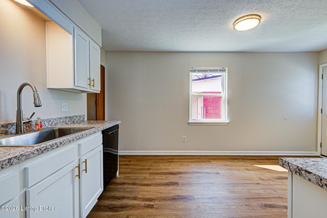 11723 Highway 44, Mt Washington, KY 40047