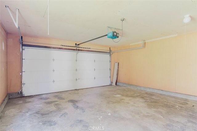 8400 Chimineas, Northridge, CA 91325