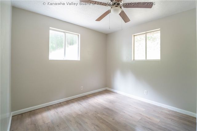 909 South Park Road, Charleston, WV 25304