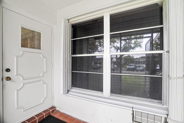 8713 NW 10th Street C101, Plantation, FL 33322