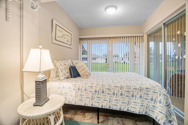 8713 NW 10th Street C101, Plantation, FL 33322