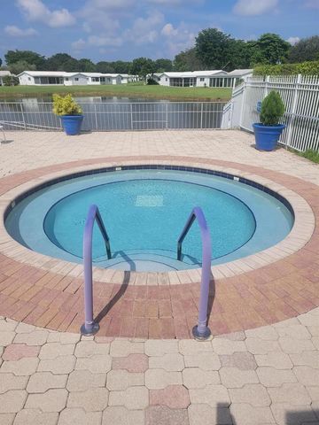 8713 NW 10th Street C101, Plantation, FL 33322