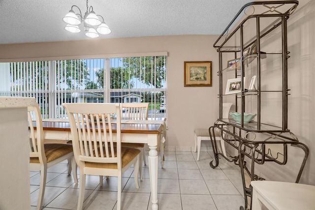 8713 NW 10th Street C101, Plantation, FL 33322