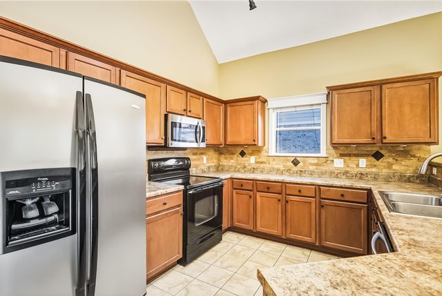 10251 CARLY DR, Lakeland, TN 38002