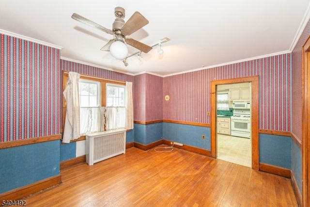 32 Walker Ave, Morristown Town, NJ 07960