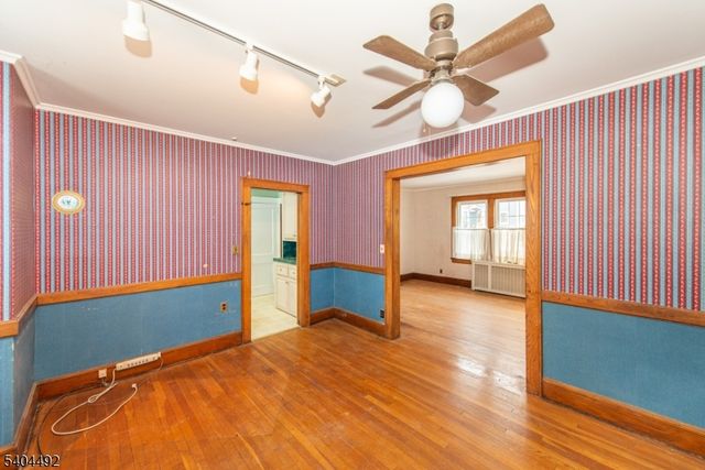 32 Walker Ave, Morristown Town, NJ 07960