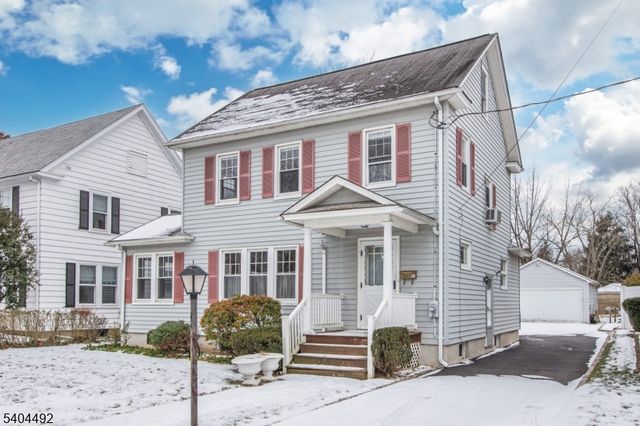 32 Walker Ave, Morristown Town, NJ 07960