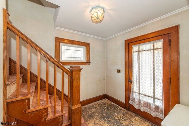 32 Walker Ave, Morristown Town, NJ 07960