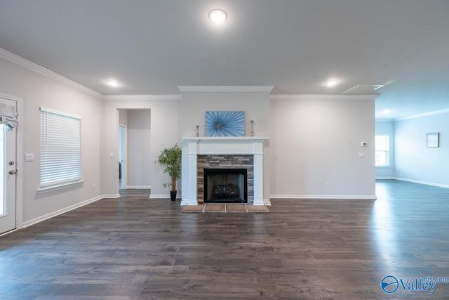 331 Jackson Point Circle, Huntsville, AL 35811