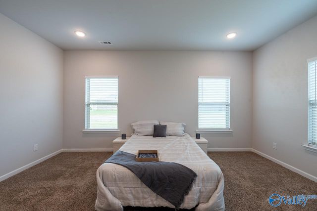 331 Jackson Point Circle, Huntsville, AL 35811