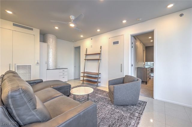 3726 Las Vegas Boulevard 1002, Las Vegas, NV 89158