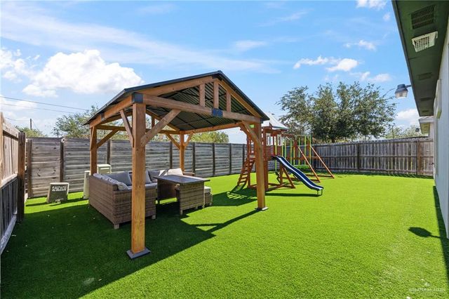 921 Casa Blanca Drive, Edinburg, TX 78539
