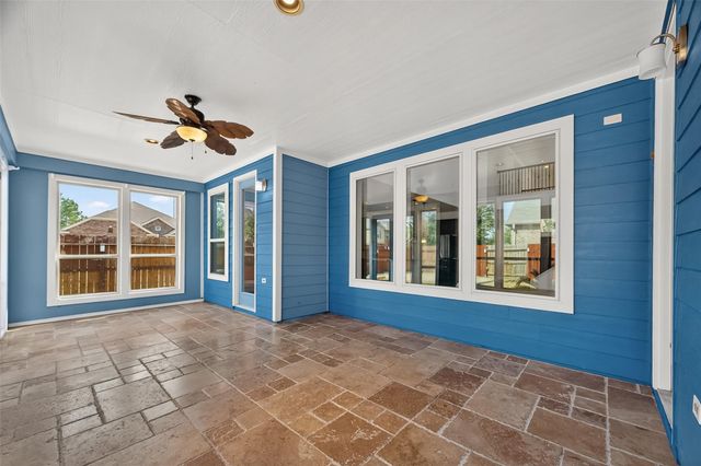 13019 Foxwood Creek Lane, Houston, TX 77044