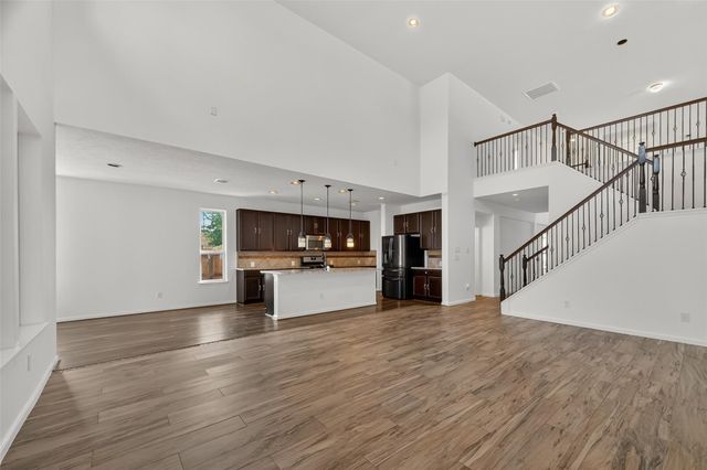 13019 Foxwood Creek Lane, Houston, TX 77044