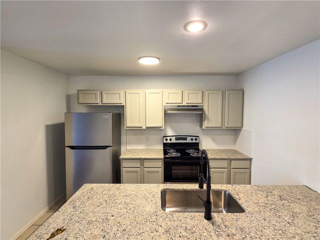 1066 Remington Drive, Springdale, AR 72764